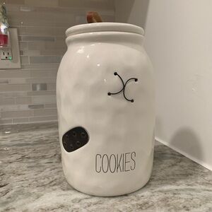 Mud Pie vintage inspired farmhouse cookie jar.
